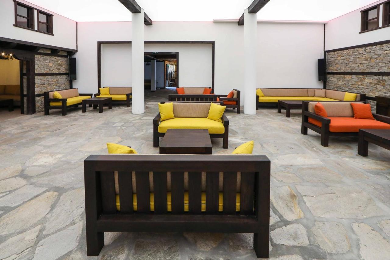Hotel Leshten Zewnętrze zdjęcie
