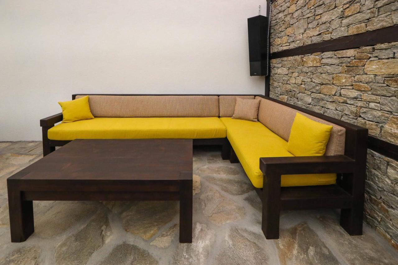 Hotel Leshten Zewnętrze zdjęcie