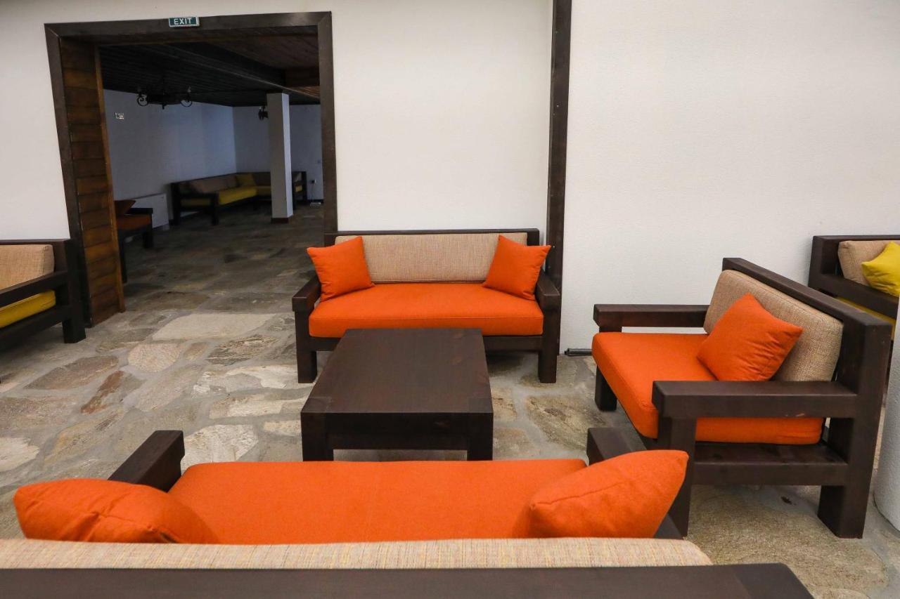 Hotel Leshten Zewnętrze zdjęcie